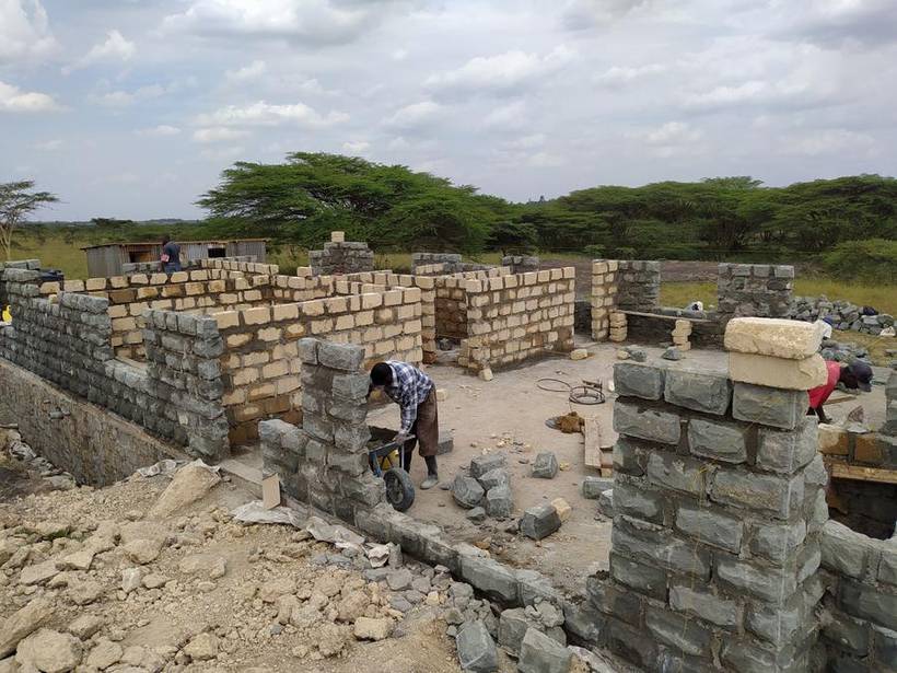 Block walling under construction on the bungalow